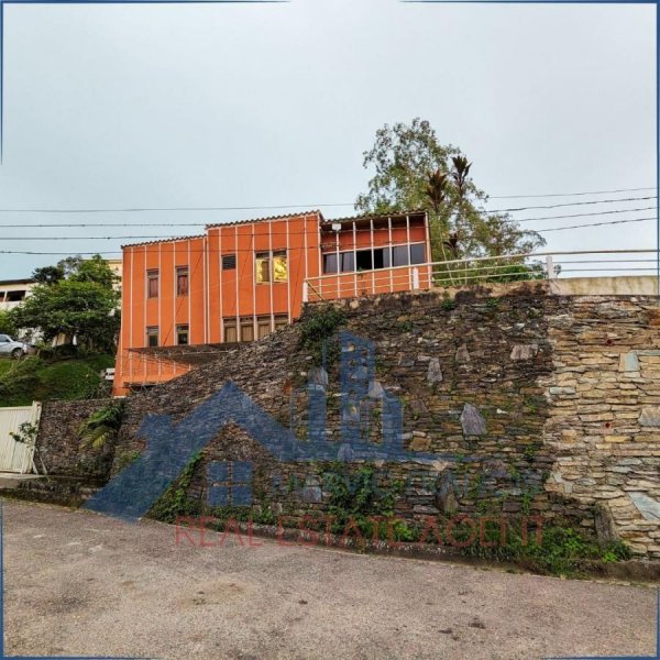 Espectacular casa en San Antonio de Los Altos