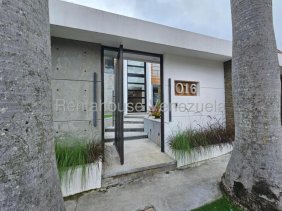 Casa en Venta en Lomas de la Lagunita Caracas, Distrito Federal