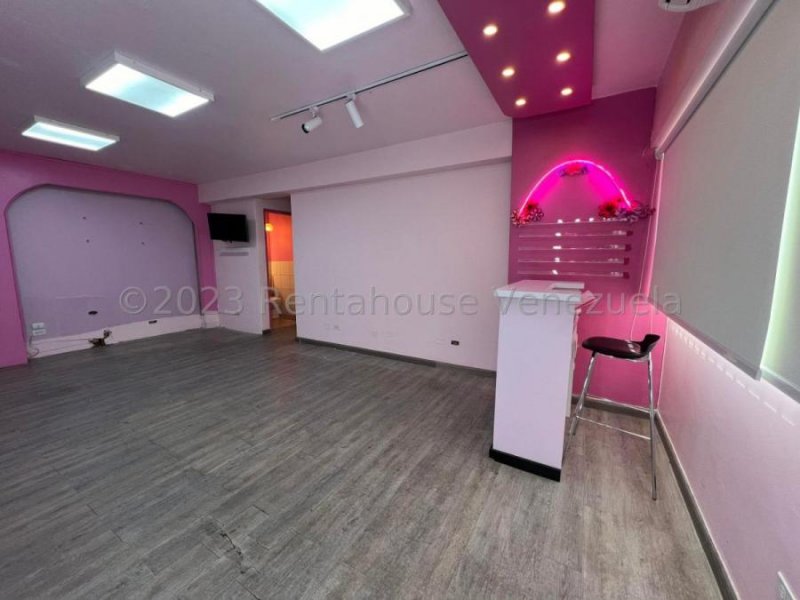 Foto Local en Alquiler en Baruta Norte, Las Mercedes, Distrito Federal - U$D 700 - LOA219527 - BienesOnLine