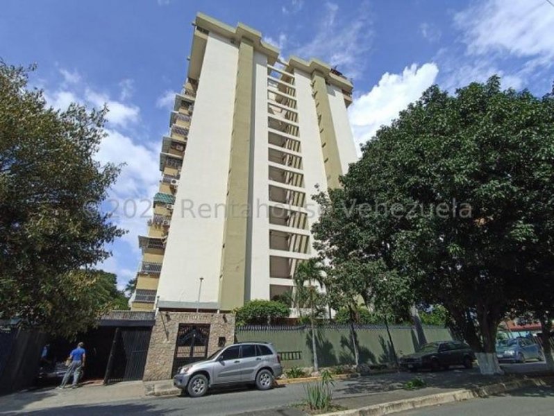 Apartamento en Venta en Girardot Maracay, Aragua