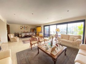 Casa en Venta en La Trinidad Caracas, Distrito Federal