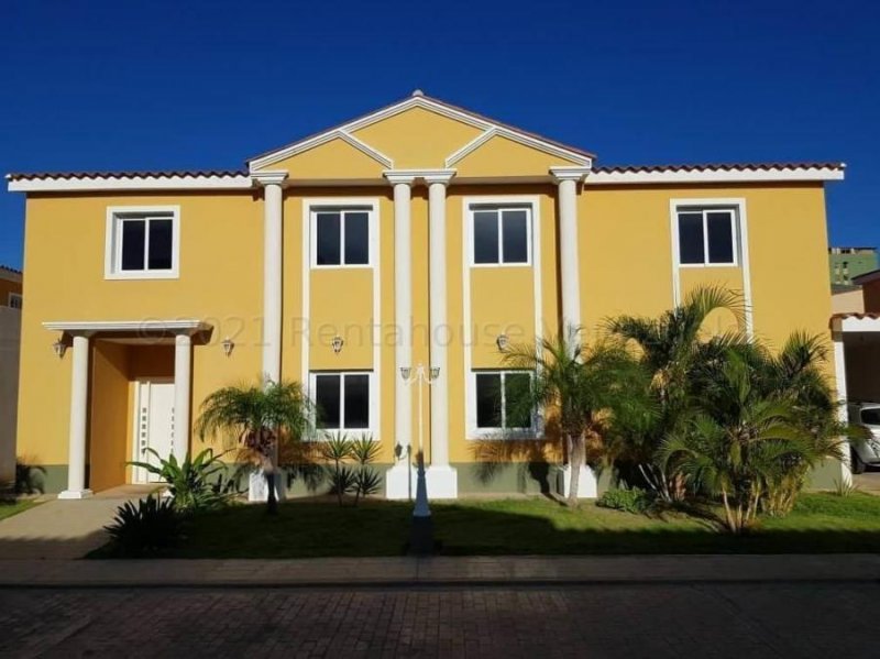 Foto Casa en Venta en Coro, Falcón - U$D 110.000 - CAV177453 - BienesOnLine