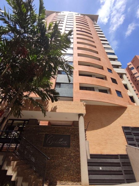 Apartamento en Alquiler en La Trigaleña Valencia, Carabobo