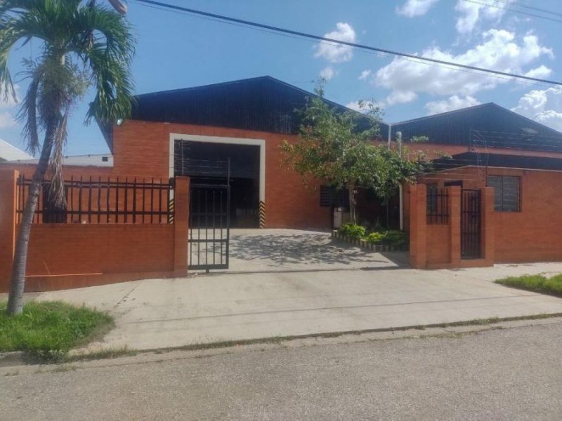 Foto Galpon en Alquiler en zona industrial valencia, Valencia, Carabobo - U$D 3.500 - GAA220186 - BienesOnLine