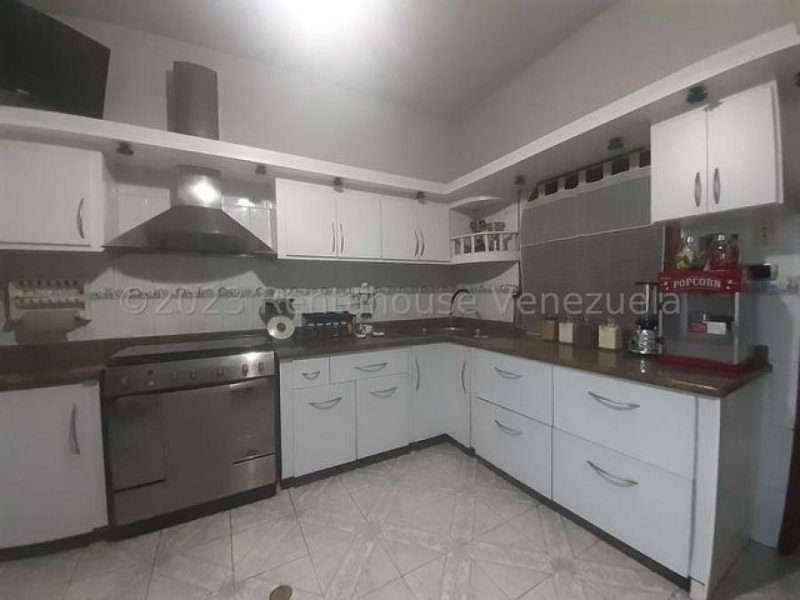 Estupenda Casa En Venta La Pedrera, Maracay 