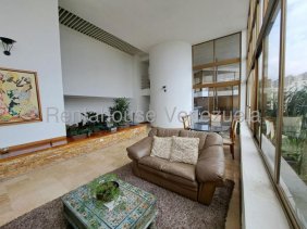 Apartamento en Venta en Guaicay Caracas, Distrito Federal