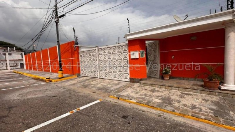 Quinta en Venta en Las Delicias Maracay, Aragua