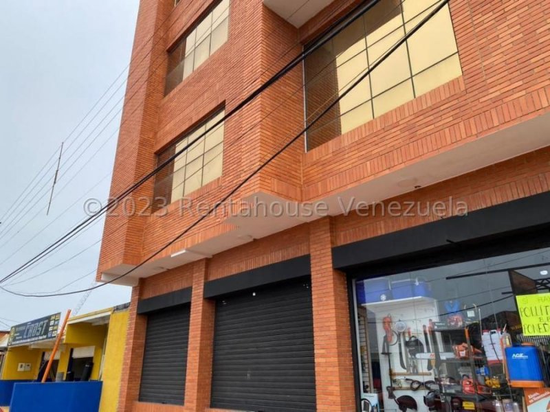 Excelente Edificio Comercial en Venta Centro de Guanare, Portuguesa 