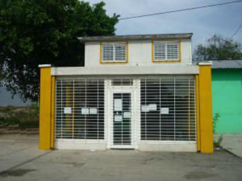 Foto Local en Venta en Cabudare, Lara - BsF 53.000.000 - LOV77469 - BienesOnLine