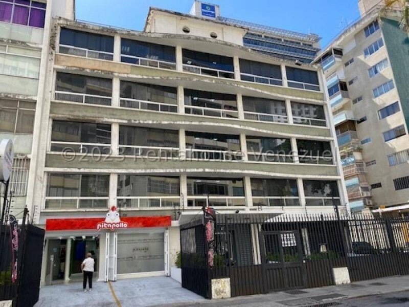 Foto Oficina en Alquiler en Chacao Norte, Altamira, Distrito Federal - U$D 1.199 - OFA215385 - BienesOnLine