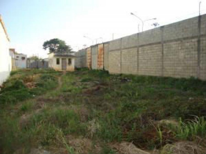 Foto Terreno en Venta en Barquisimeto, Lara - BsF 73.500.000 - TEV80102 - BienesOnLine