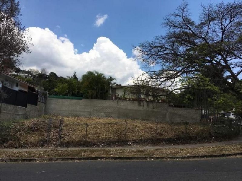 Foto Terreno en Venta en Baruta, Caurimare, Distrito Federal - U$D 200.000 - TEV166500 - BienesOnLine