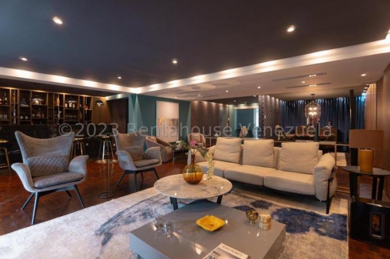 Foto Apartamento en Venta en El Rosal, Caracas, Distrito Federal - U$D 415.000 - APV222461 - BienesOnLine