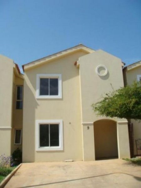 Foto Casa en Venta en Av. Milagro Norte, Maracaibo, Zulia - BsF 990.000 - CAV43732 - BienesOnLine