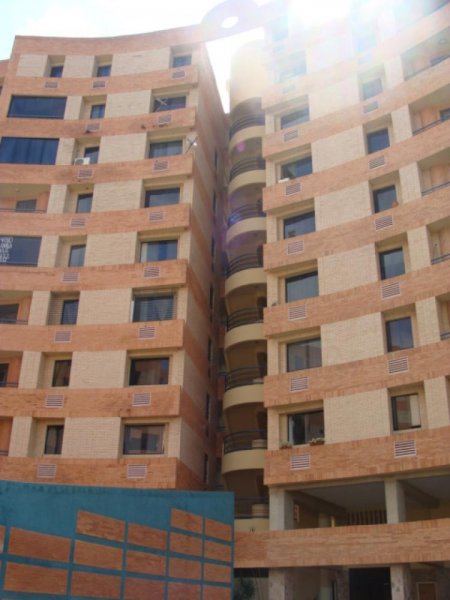 Foto Apartamento en Venta en Naguanagua, Carabobo - BsF 460.000 - APV30050 - BienesOnLine