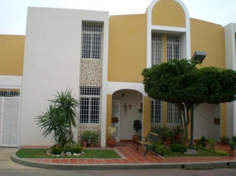 Foto Casa en Venta en Monte Bello, Maracaibo, Zulia - BsF 1.000.000 - CAV41633 - BienesOnLine