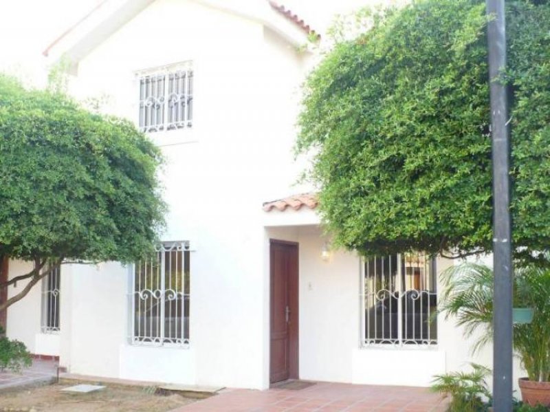 Foto Casa en Venta en Av. Guajira, Maracaibo, Zulia - BsF 1.100.000 - CAV41635 - BienesOnLine