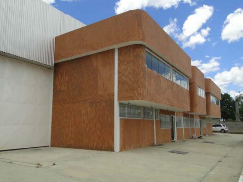 Foto Galpon en Venta en Zona Industrial, Valencia, Carabobo - BsF 17.000.000 - GAV44258 - BienesOnLine