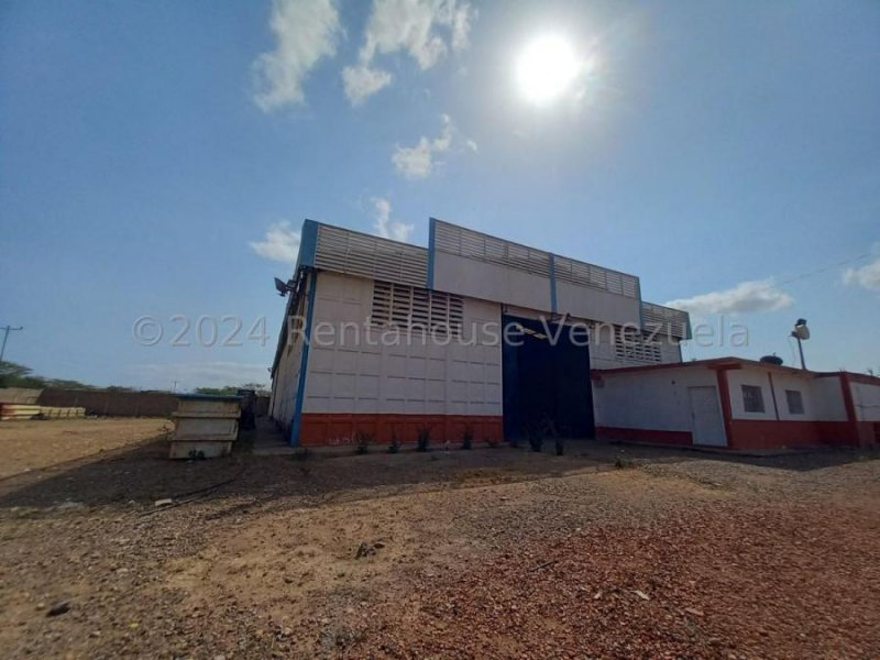 Galpon Comercial en Venta en Intercomunal Coro La Vela, Falcon MLS #24-20447  GR