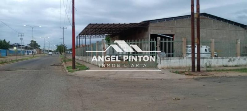 Foto Galpon en Alquiler en ZONA INDUSTRIAL SUR, San Francisco, Zulia - U$D 1.000 - GAA243175 - BienesOnLine