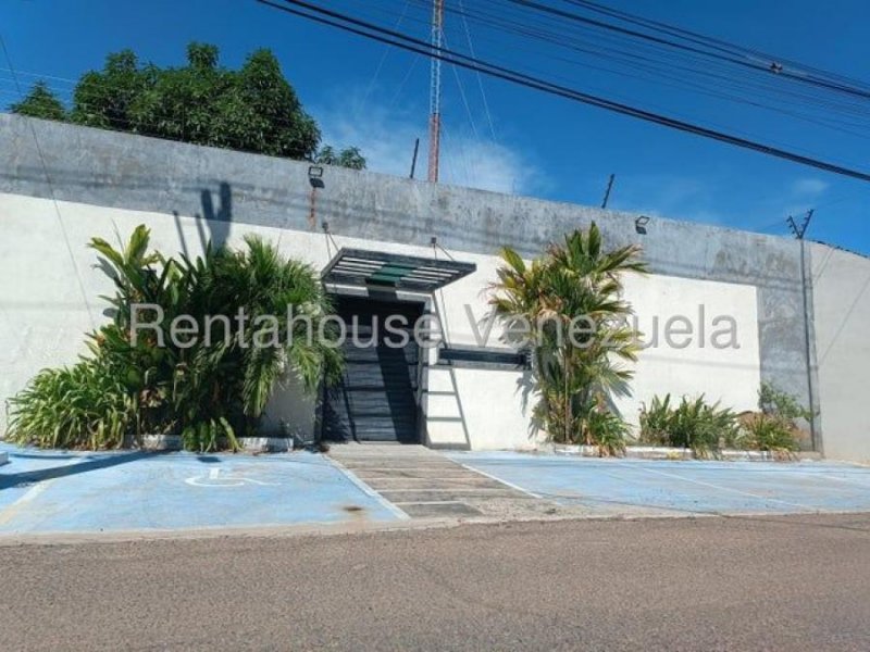 Foto Local en Venta en Maracaibo, Zulia - U$D 270.000 - LOV247342 - BienesOnLine