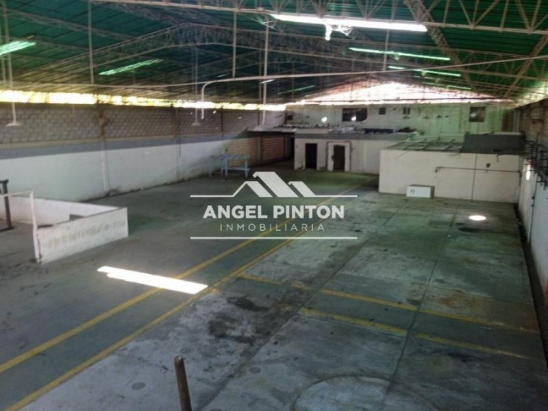 Foto Galpon en Venta en ZONA INDUSTRIAL, Maracaibo, Zulia - U$D 150.000 - GAV225044 - BienesOnLine