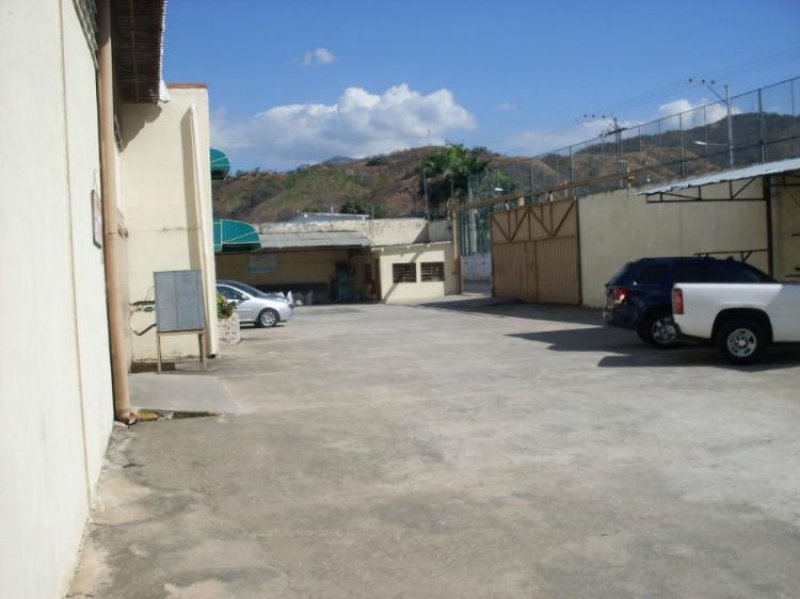 Foto Galpon en Venta en Intercomunal turmero Maracay, Turmero, Aragua - BsF 56.000.000 - GAV48732 - BienesOnLine