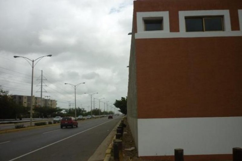 Foto Galpon en Venta en Punto Fijo, Falcón - BsF 2.500.000 - GAV21992 - BienesOnLine