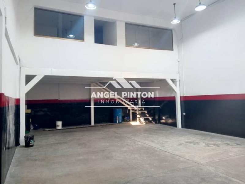 GALPON LOCAL COMERCIAL EN ALQUILER EN CENTRO DE BARQUISIMETO API 517139 JANETTE PEREZ