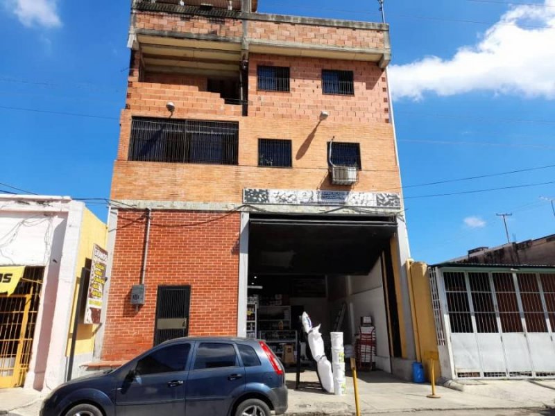 Foto Galpon en Venta en Mercado Periférico La Candelaria, Valencia, Carabobo - U$D 180.000 - GAV196348 - BienesOnLine