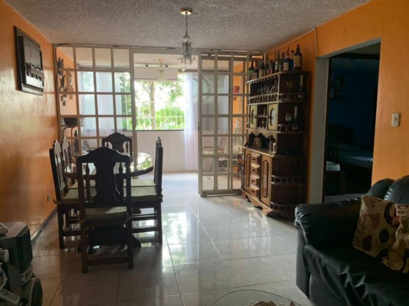 Apartamento en Venta en  Los Guayos, Carabobo