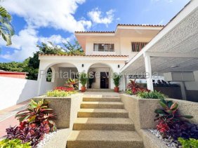 Casa en Venta en Prados del Este Caracas, Distrito Federal