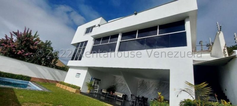 Foto Casa en Venta en El Hatillo, Caracas, Distrito Federal - U$D 370.000 - CAV184033 - BienesOnLine