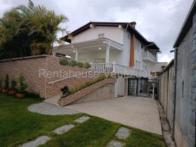 Casa en Venta en El Amarillo San Antonio de Los Altos, Miranda