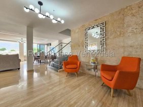 Casa en Venta en El marques Caracas, Distrito Federal