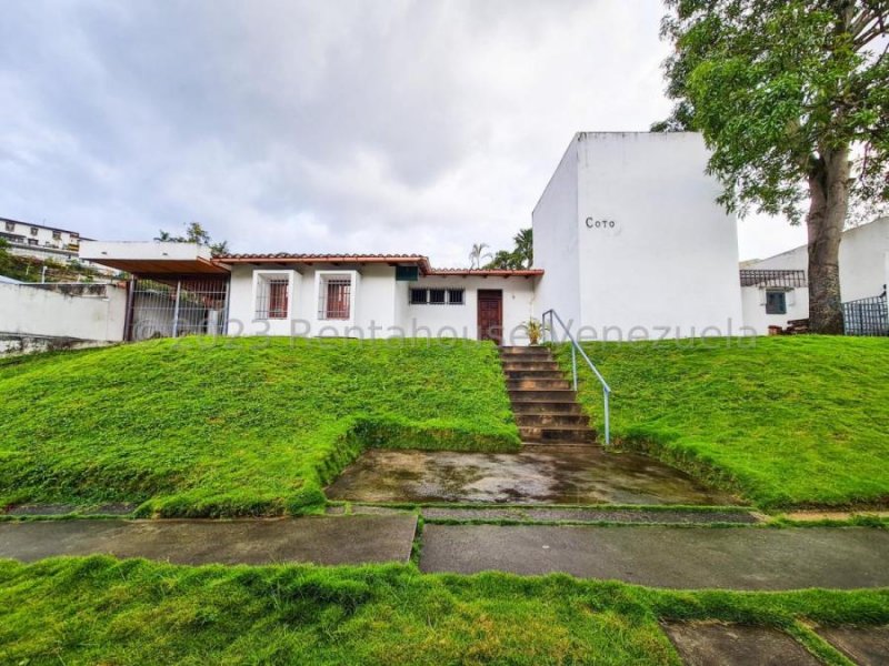 Foto Casa en Venta en Caurimare, Caracas, Distrito Federal - U$D 315.000 - CAV223854 - BienesOnLine