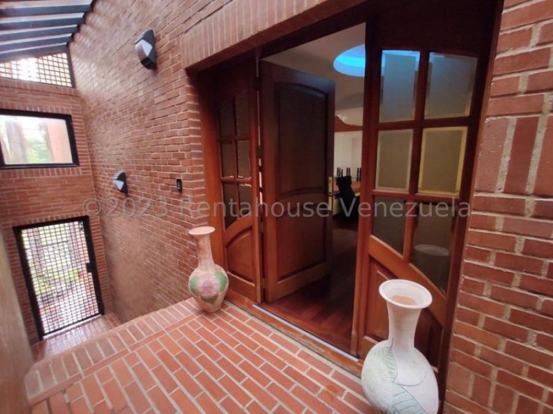 Foto Casa en Venta en baruta, Caracas, Distrito Federal - U$D 580.000 - CAV206109 - BienesOnLine