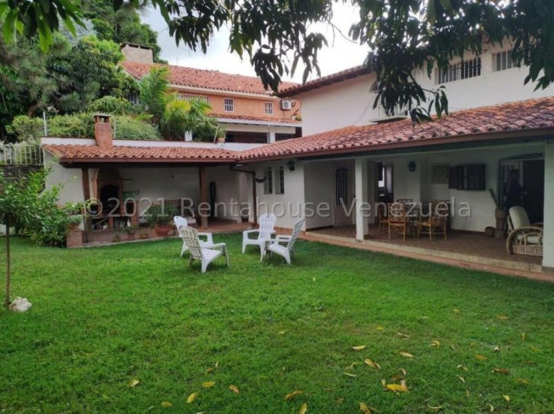 Foto Casa en Venta en La Tahona, Caracas, Distrito Federal - U$D 330.000 - CAV162478 - BienesOnLine