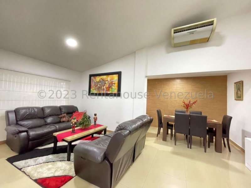 Foto Casa en Venta en Av Ramon Antonio Medina, Coro, Falcón - U$D 50.000 - CAV186801 - BienesOnLine