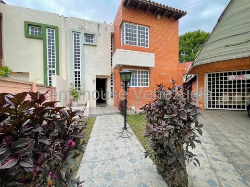 Hermosa Casa En Venta Urb. Araguama Country