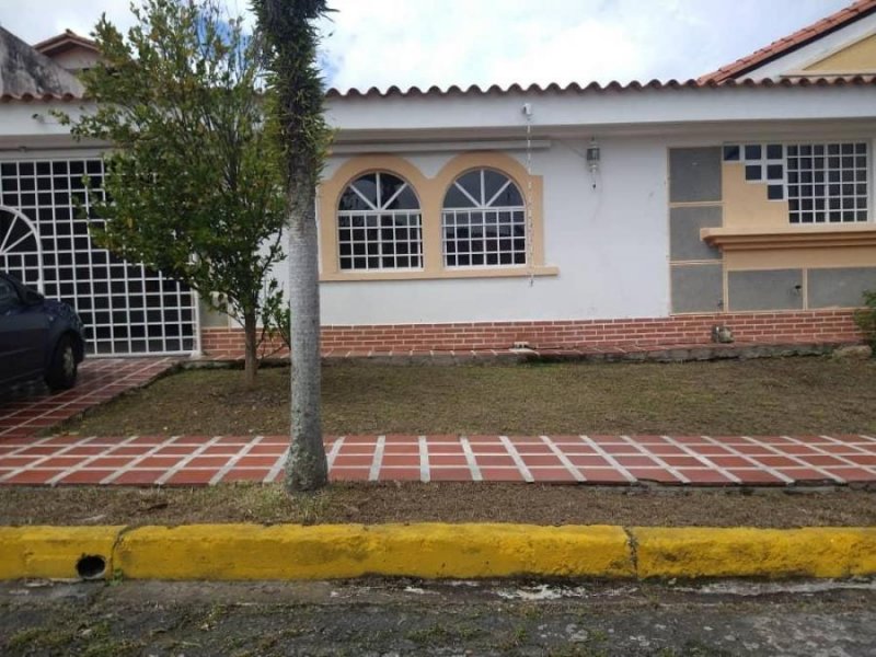 Casa en Venta en Av Ezio Valery Mérida, Mérida
