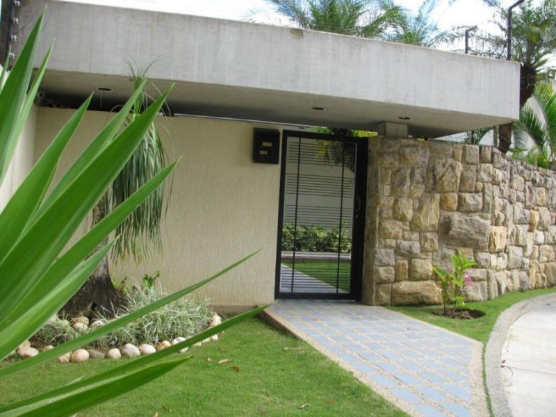 Foto Casa en Venta en El Hatillo, Los Naranjos del Cafetal, Distrito Federal - U$D 1.200.000 - CAV185121 - BienesOnLine