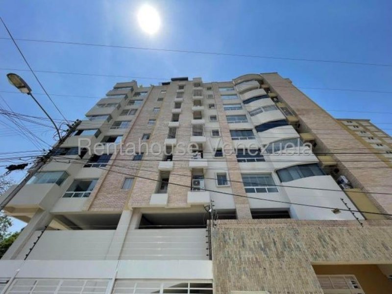 Hermoso Apartamento En Alquiler Urb. La Esperanza