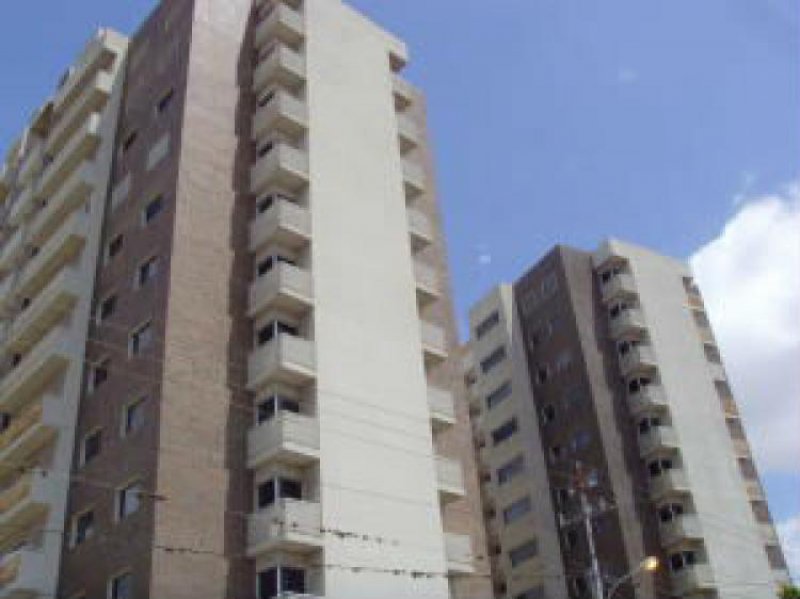 Foto Apartamento en Venta en Barquisimeto, Lara - BsF 73.000.000 - APV80614 - BienesOnLine