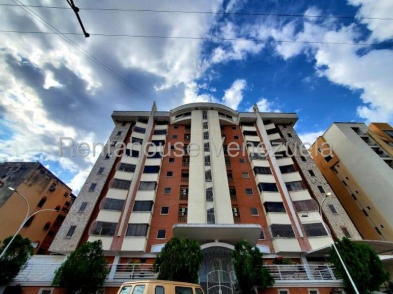 Apartamento en Venta en Girardot Maracay, Aragua