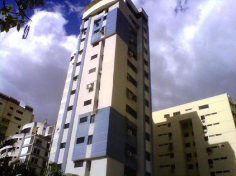 Foto Apartamento en Venta en El Bosque, Valencia, Carabobo - BsF 900.000 - APV23472 - BienesOnLine