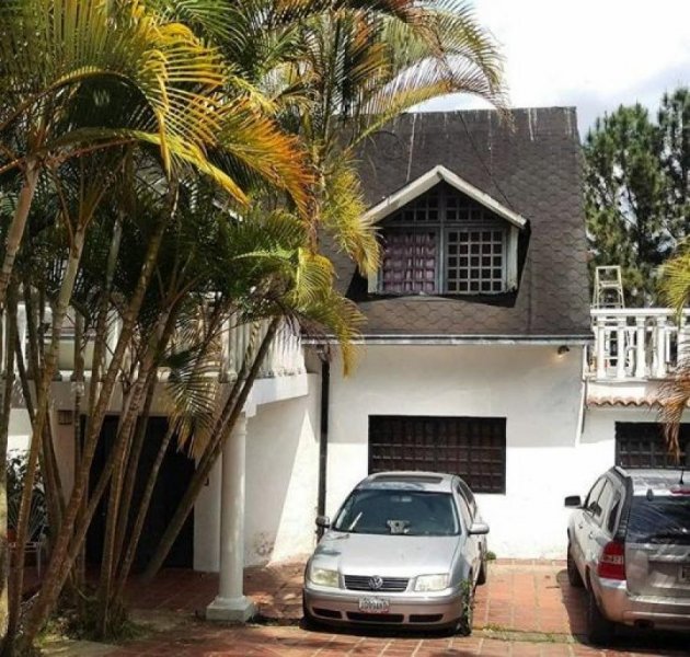 Foto Casa en Venta en Los Robles-LaUnión, EL HATILLO, Miranda - BsF 110.000 - CAV114803 - BienesOnLine