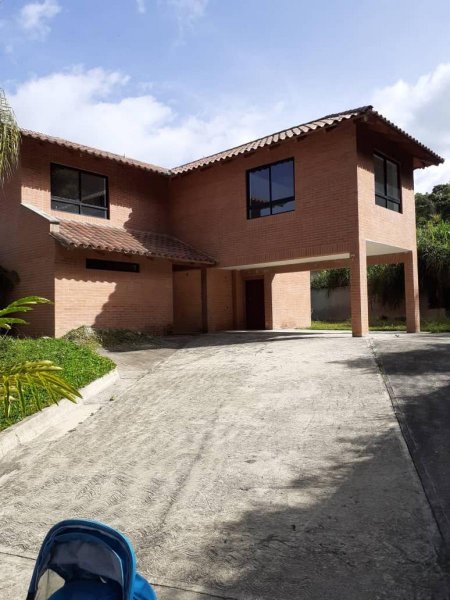 Foto Casa en Venta en EL HATILLO, Distrito Federal - BsF 400.000 - CAV117062 - BienesOnLine