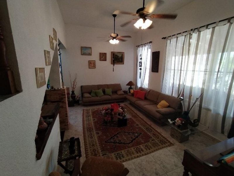 Foto Casa en Venta en Valencia, Carabobo - U$D 370.000 - CAV182852 - BienesOnLine