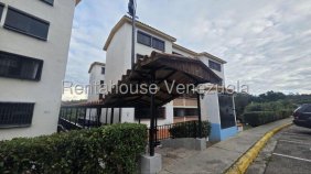 Apartamento en Venta en La Quinta Los Teques, Miranda